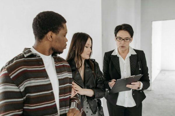 Implementar estrategias par eliminar sesgos inconscientes