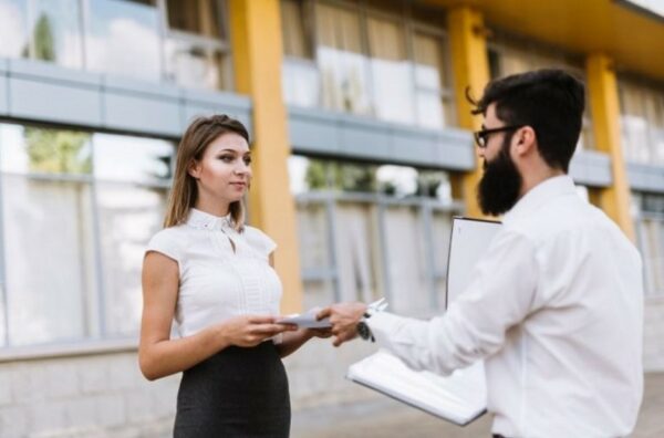 Implementar estrategias para generar clientes